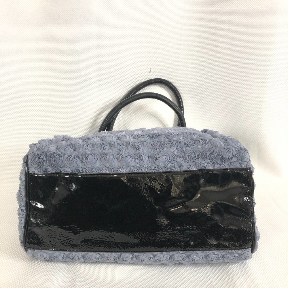 HOLD Betsey Johnson Lavender/Grey Rose Medium Bag - Picture 4 of 12